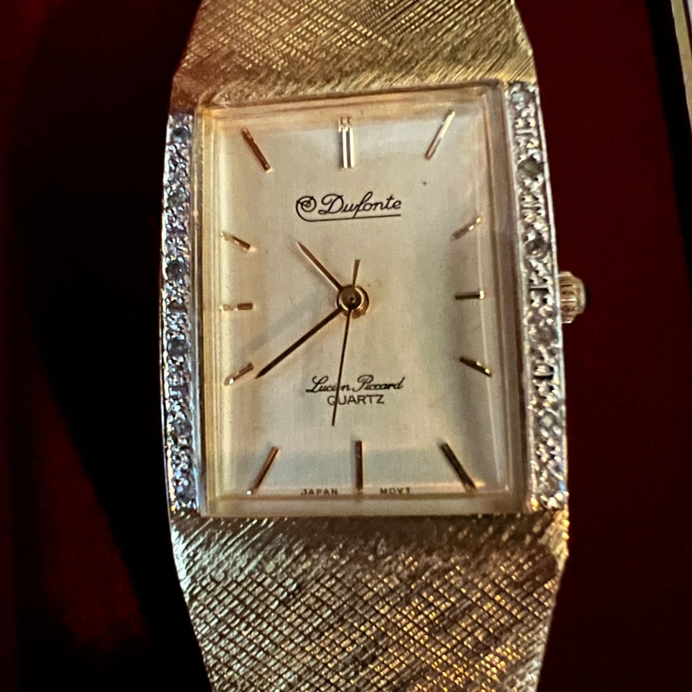 VINTAGE DUFONTE BY LUCIEN PICCARD WOMEN’s Watch!  EXCELLENT CONDITION LIKE NEW